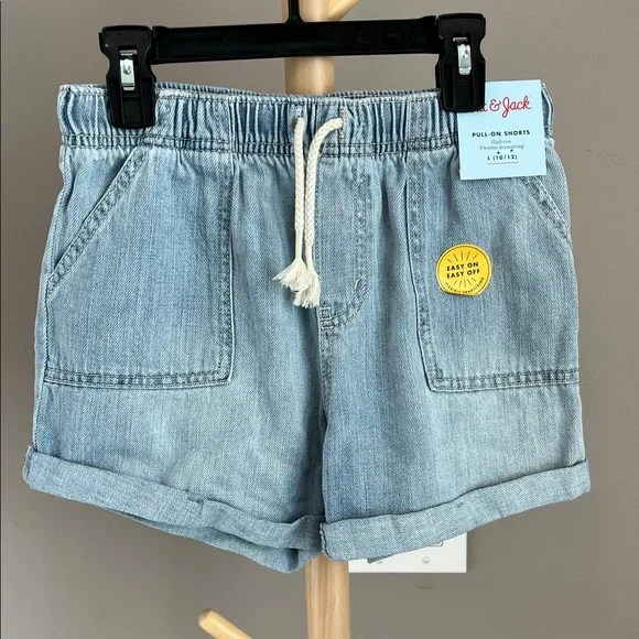 ⭐️⭐️ PICK 5 / $20 NWT Cat & Jack Light Blue Denim Shorts with Drawstring 10/12 - Picture 2 of 6